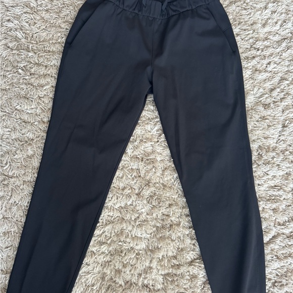 Lululemon on the fly 28’. Excellent condition. Luxtreme stretch, 8 - Picture 9 of 10